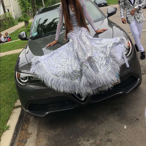 Prom Dress - Picture 1 of 7